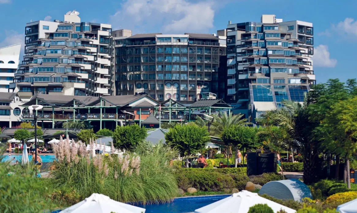 Limak Lara Deluxe Hotel & Resort