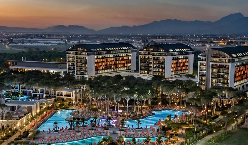 Trendy Lara Hotel