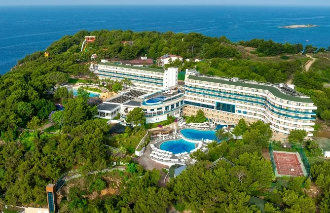 A Good Life Utopia Family Resort: Okurcalar'da